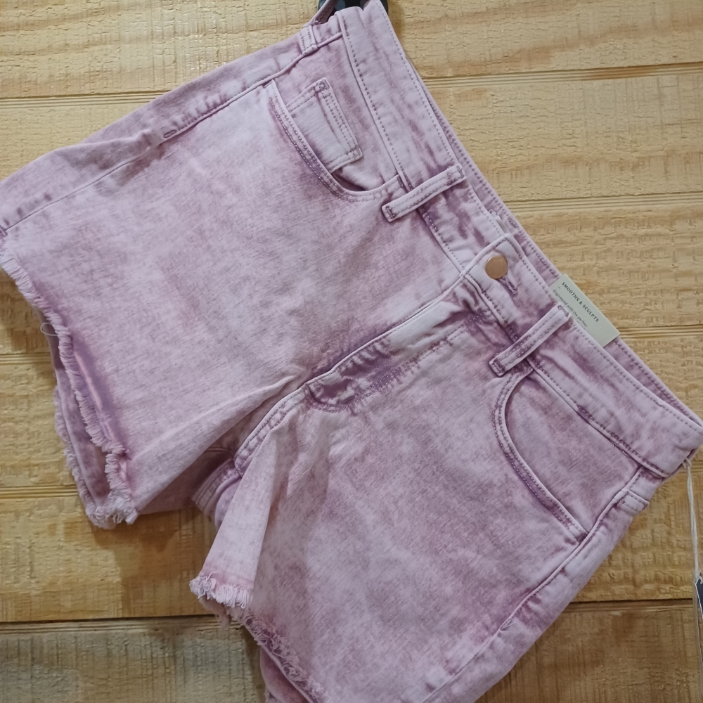 High Rise Midi Shorts - Picture 6 of 7